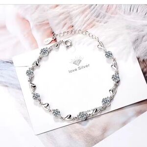 Silver Jeans Silver Heart & Crystal Link Bracelet